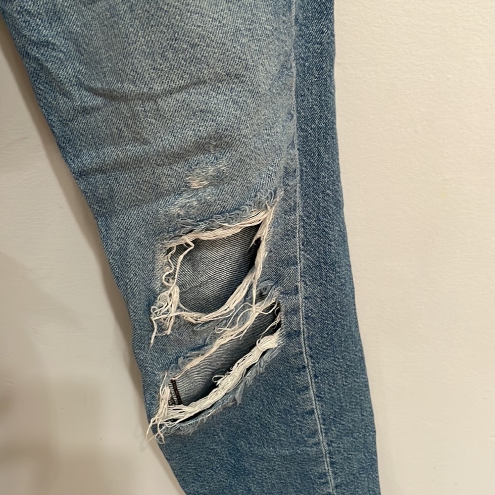 Vera Moda Ripped Jeans - Picture 4 of 7